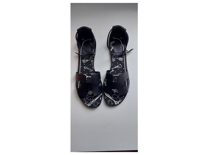 Sandali Hermès Santorini in pelle nera Nero - vista 13