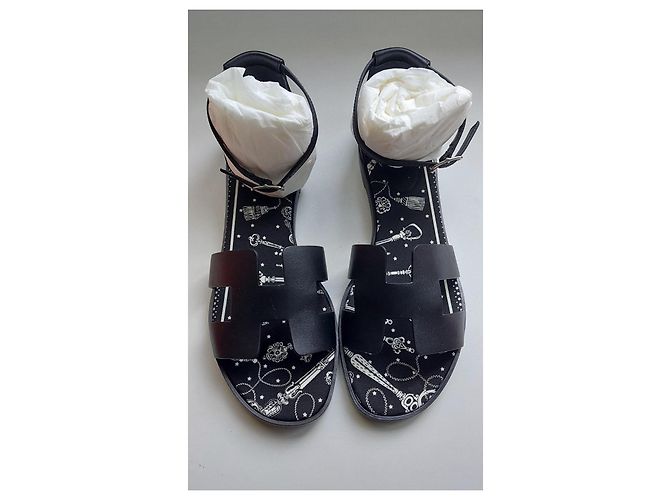 Sandali Hermès Santorini in pelle nera Nero - vista 15