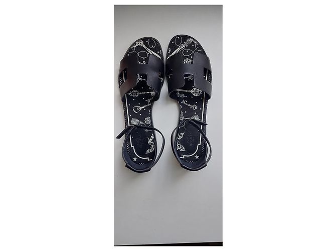 Sandali Hermès Santorini in pelle nera Nero - vista 16