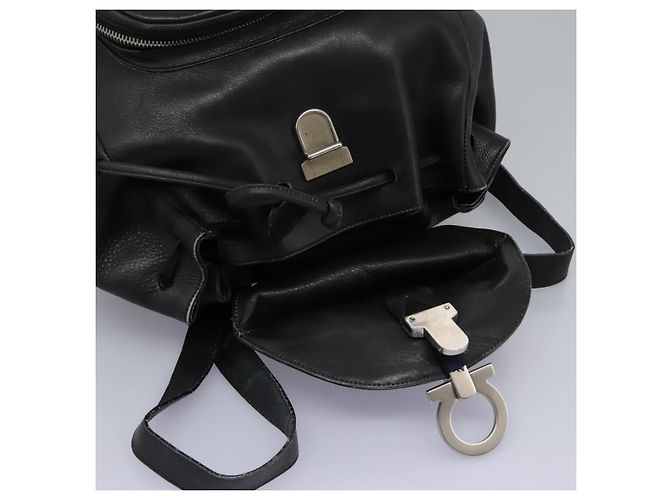 Zaino in pelle nera e argento Gancini di Salvatore Ferragamo Auth EC696 Nero - vista 20