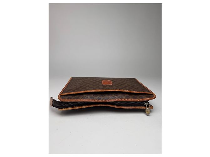 Triomphe Céline Clutch in pelle monogramma vintage Celine Paris marrone - vista 8