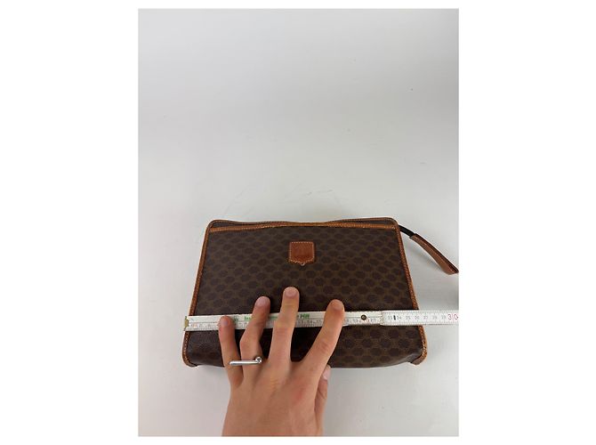 Triomphe Céline Clutch in pelle monogramma vintage Celine Paris marrone - vista 9