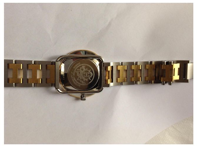 Constance Hermès Arceau Uhr Gold Stahl 33mm Golden - Ansicht 4