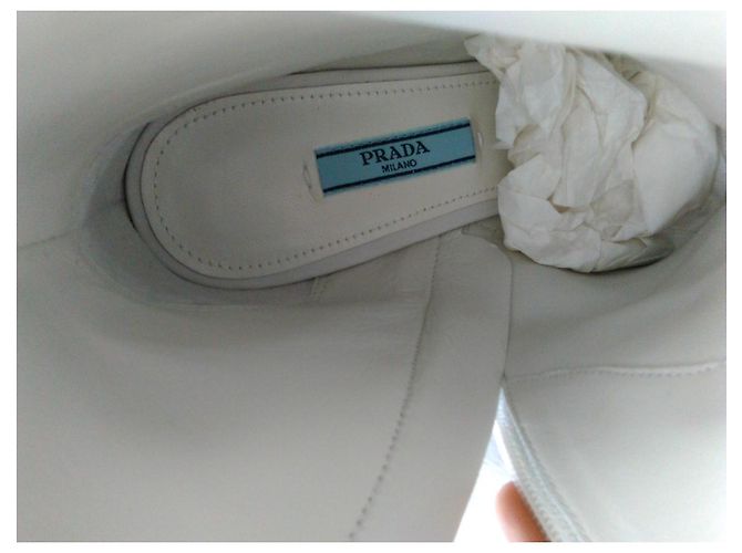PRADA TRONCHETTI IN PELLE CON FRANGE. Bianco - vista 8