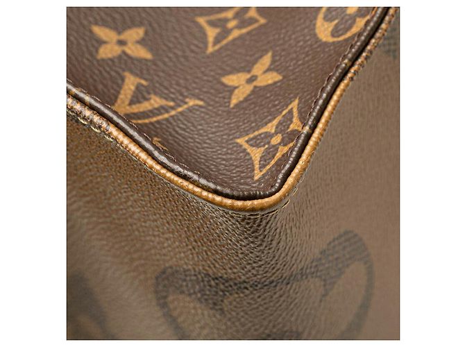 Borsa OnTheGo GM M45320 di Louis Vuitton Marrone - vista 4