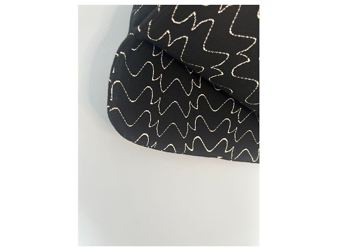Black Skirt with Wavy Patterns – Alaïa Paris – Size 42 - view 3
