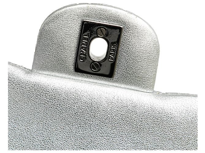 Chanel Mini perforato in agnello argento Punch Flap - vista 9