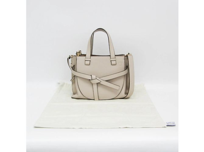 Bolso Loewe Gate Top Handle Mini Beige - vista 2