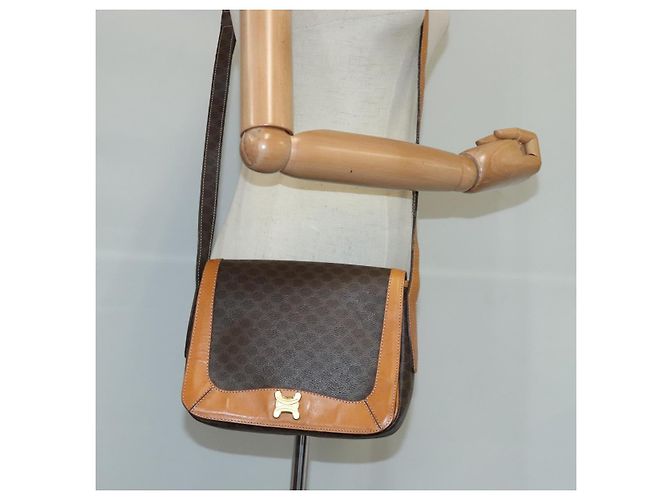 Céline Borsa a spalla in tela Macadam CELINE in pelle PVC marrone oro Auth 102371 D'oro - vista 22