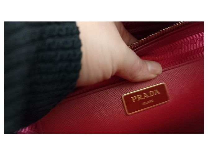 Borsa a mano Prada in pelle rossa Rosso - vista 9