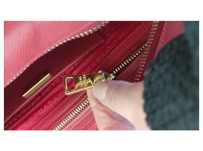 Borsa a mano Prada in pelle rossa Rosso - vista 8