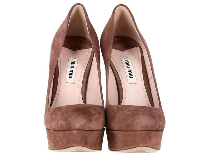 Miu Miu Décolleté con Piattaforma in Camoscio Marrone Rosso - vista 2