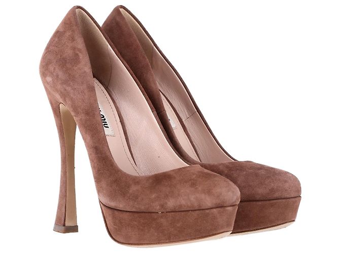 Miu Miu Décolleté con Piattaforma in Camoscio Marrone Rosso - vista 4
