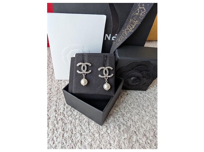 Chanel CC C22C Orecchini in Cristallo Perla SHW Pendenti Scatola Ricevuta Argento - vista 16