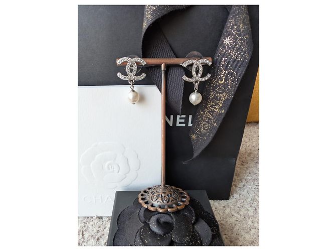 Chanel CC C22C Orecchini in Cristallo Perla SHW Pendenti Scatola Ricevuta Argento - vista 9