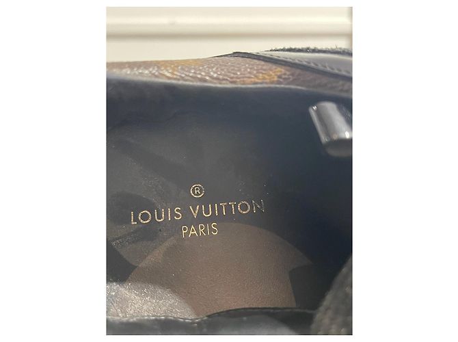 Sneakers LOUIS VUITTON T.EU 40 Pelle Nero - vista 6