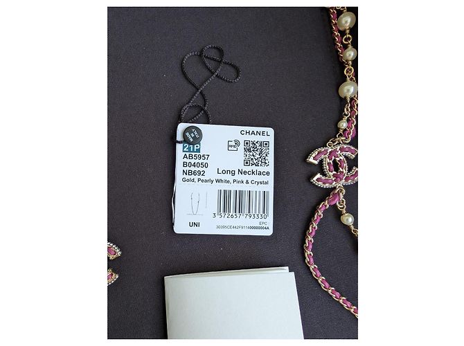 Chanel CC B21P Logo Collana in Pelle Rosa con Perle e Cristalli GHW - vista 11