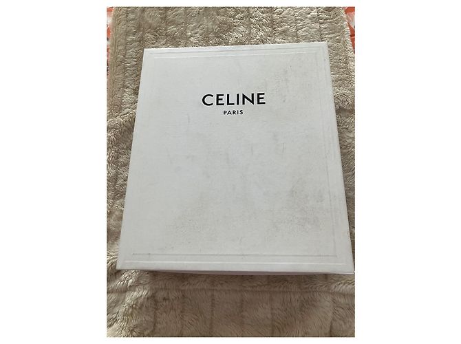 Céline Boogie-Tasche von Celine Weiß - Ansicht 2
