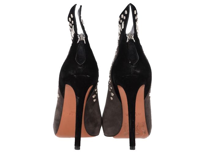 Stivaletti con tacco decorati Alaïa con ali in suede grigio e nero - vista 5