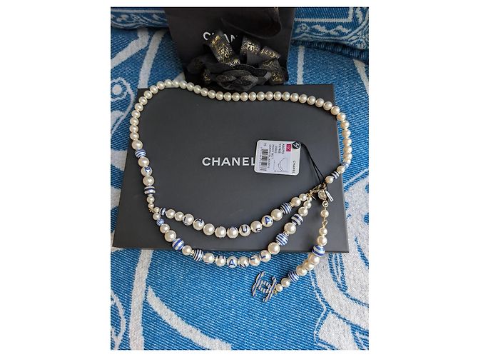 Chanel CC P19C La Pausa collana cintura logo a righe perla GHW scatola etichetta Blu - vista 3