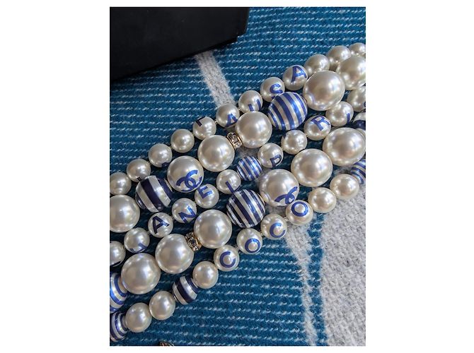 Chanel CC P19C Logo La Pausa Crociera Bracciale di Perle Striate scatola etichetta Blu - vista 11