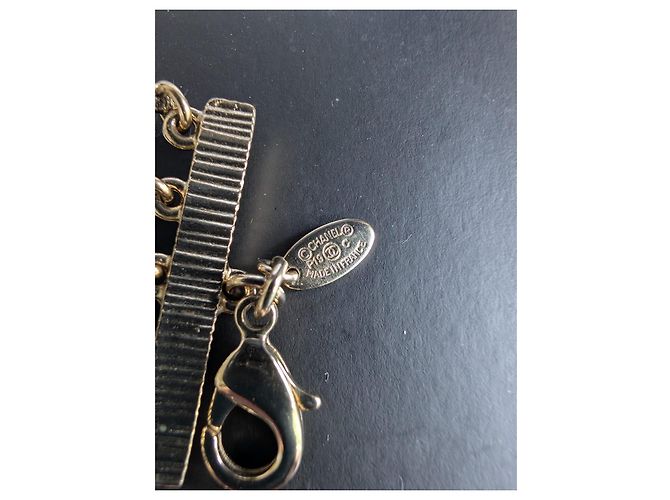 Chanel CC P19C Logo La Pausa Crociera Bracciale di Perle Striate scatola etichetta Blu - vista 17