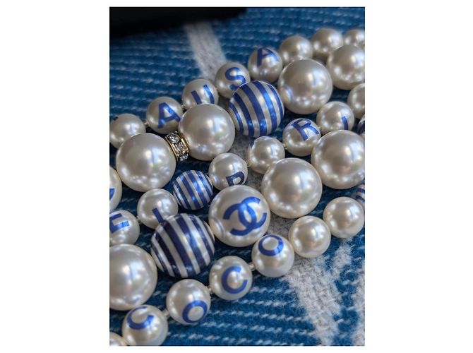 Chanel CC P19C Logo La Pausa Crociera Bracciale di Perle Striate scatola etichetta Blu - vista 8