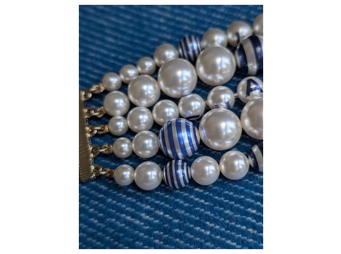 Chanel CC P19C Logo La Pausa Crociera Bracciale di Perle Striate scatola etichetta Blu - vista 9