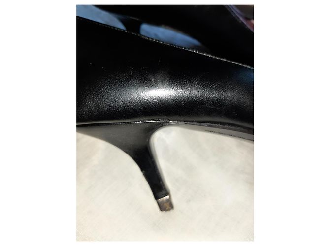 Zapatos de tacón Louis Vuitton de cuero negro 39.5 - vista 2