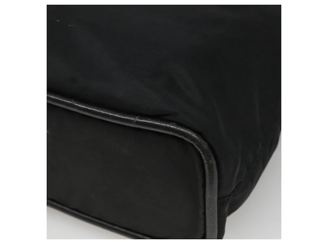 Céline Borsa a spalla CELINE in nylon nero e oro Auth EC662 D'oro - vista 12