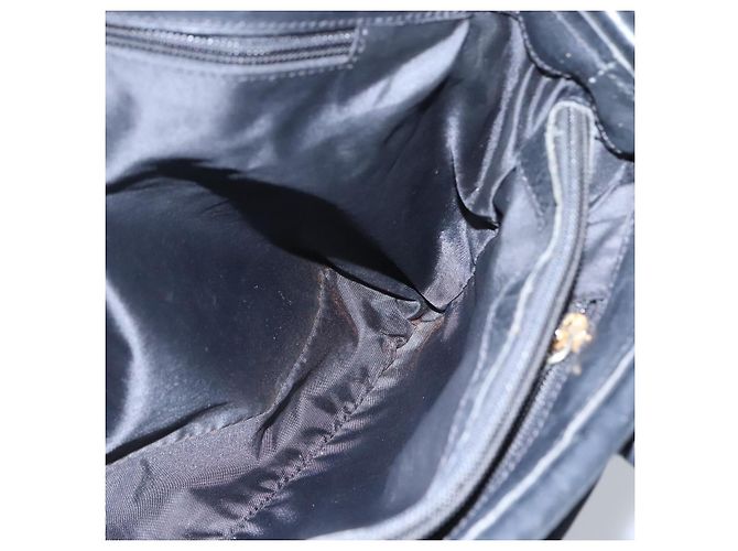 Céline Borsa a spalla CELINE in nylon nero e oro Auth EC662 D'oro - vista 15