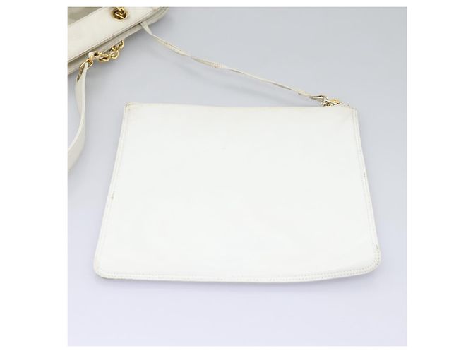 CHANEL Bolsa Tote Triple Coco Cadena Vinilo Cuero Blanco Oro CC Auth bs23423 Dorado - vista 20