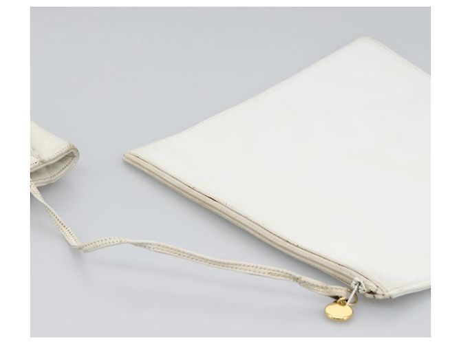 CHANEL Bolsa Tote Triple Coco Cadena Vinilo Cuero Blanco Oro CC Auth bs23423 Dorado - vista 21