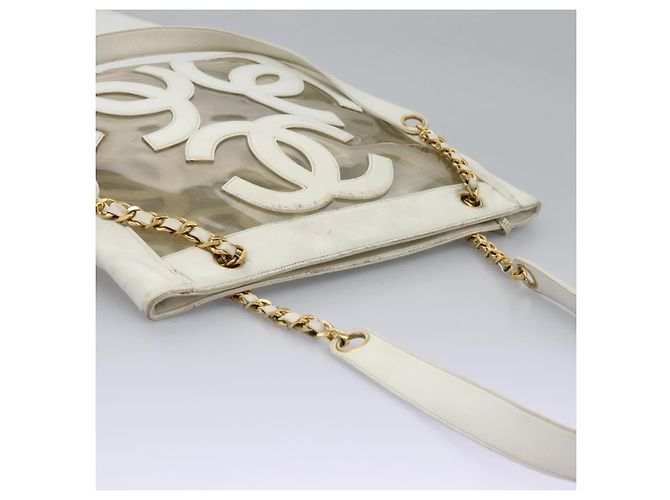 CHANEL Bolsa Tote Triple Coco Cadena Vinilo Cuero Blanco Oro CC Auth bs23423 Dorado - vista 4