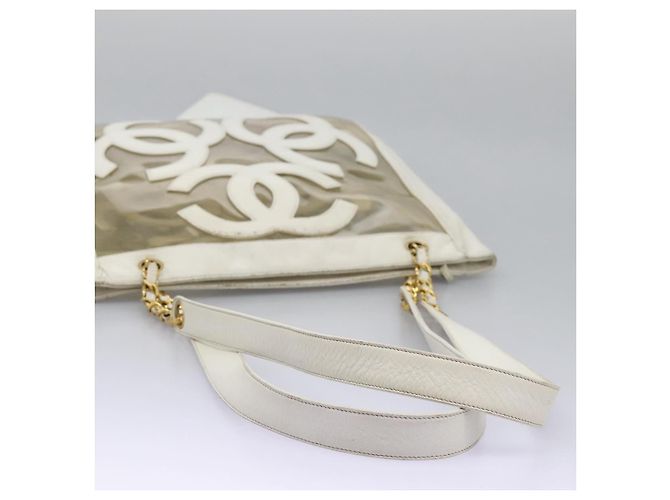CHANEL Bolsa Tote Triple Coco Cadena Vinilo Cuero Blanco Oro CC Auth bs23423 Dorado - vista 5