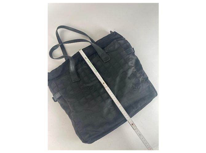 Vintage Chanel Monogramm Canvas Tasche Schwarz - Ansicht 10