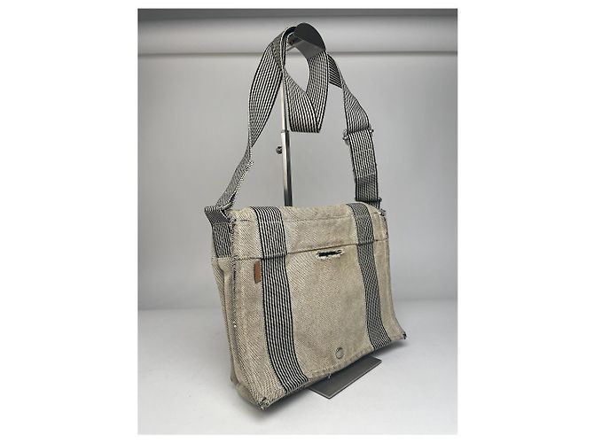 Hermès Vintage Hermes Canvas Schultertasche Beige - Ansicht 10