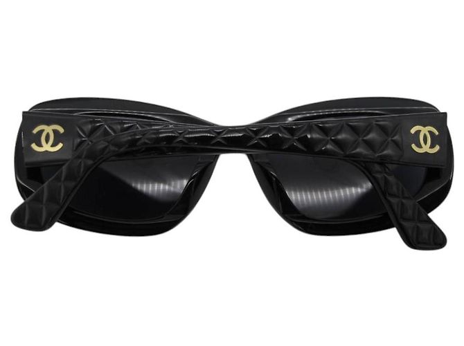 Gafas de sol Chanel negras acolchadas con logo CC dorado 5009 Negro - vista 10
