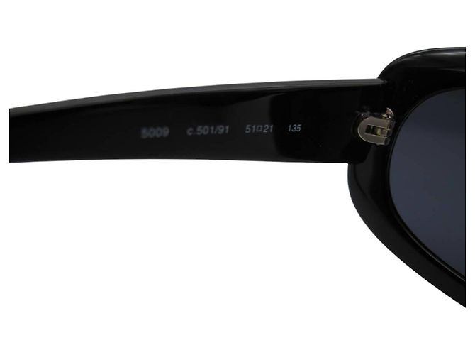 Gafas de sol Chanel negras acolchadas con logo CC dorado 5009 Negro - vista 6