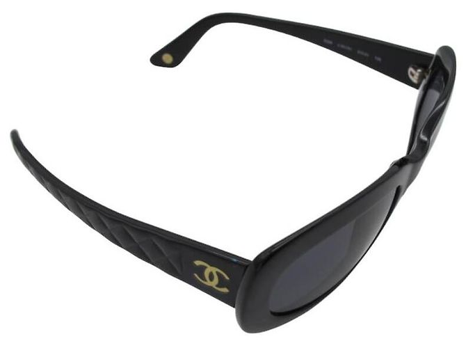 Gafas de sol Chanel negras acolchadas con logo CC dorado 5009 Negro - vista 8