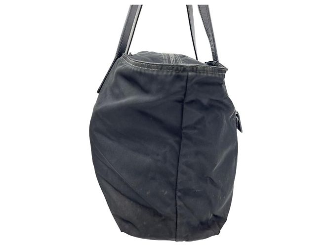 Borsa a spalla Boston in pelle di vitello nera con logo in nylon Prada Nero - vista 4