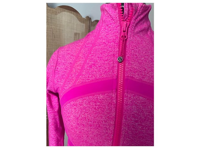 Autre Marque Top Lululemon para mujer en muy buen estado - vista 3