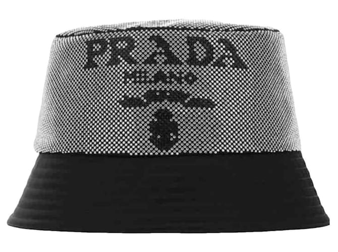 Cappello Bucket Prada Re-Nylon Nero con Borchie - vista 8