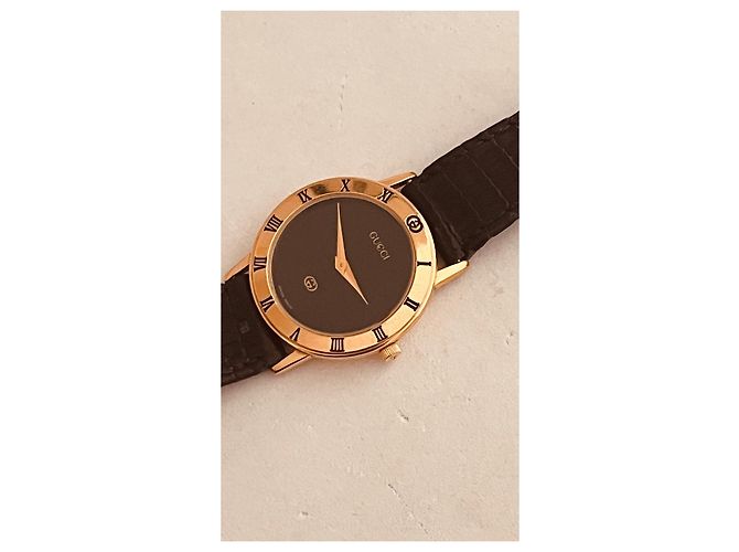 Orologio Gucci 3000 Placcato Oro Quadrante Nero 29mm - vista 3