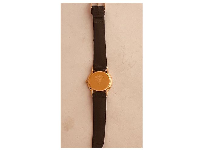 Orologio Gucci 3000 Placcato Oro Quadrante Nero 29mm - vista 5