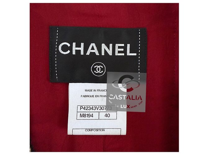 Chanel Nueva Chaqueta de Tweed Gripoix Icónica Burdeos 40 FR - vista 14