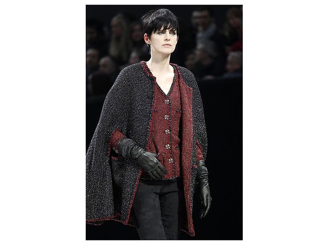 Chanel Nueva Chaqueta de Tweed Gripoix Icónica Burdeos 40 FR - vista 17