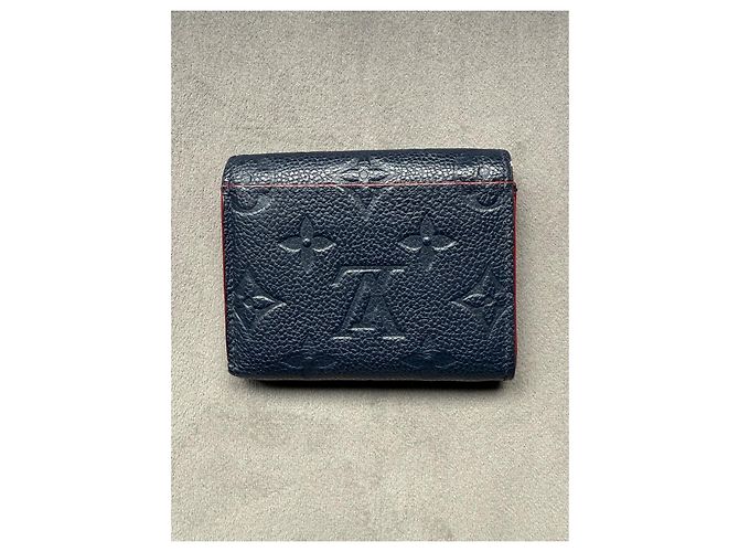 Portafoglio Louis Vuitton Zoe Monogram Empreinte Pelle Blu Navy Blu scuro - vista 3