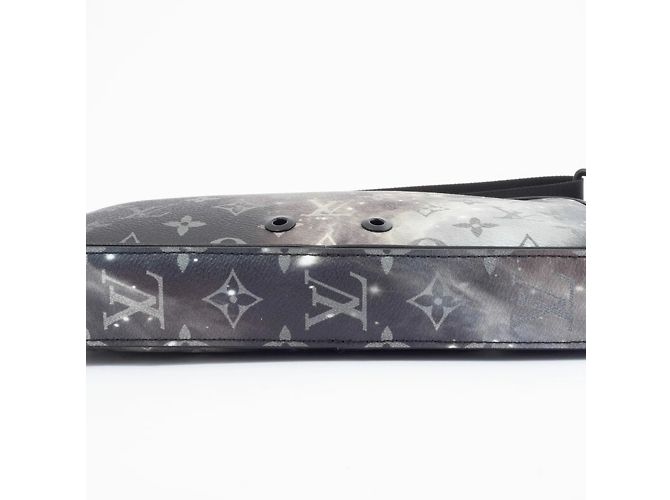 Borsa a Spalla Galaxy Alpha di Louis Vuitton - vista 11