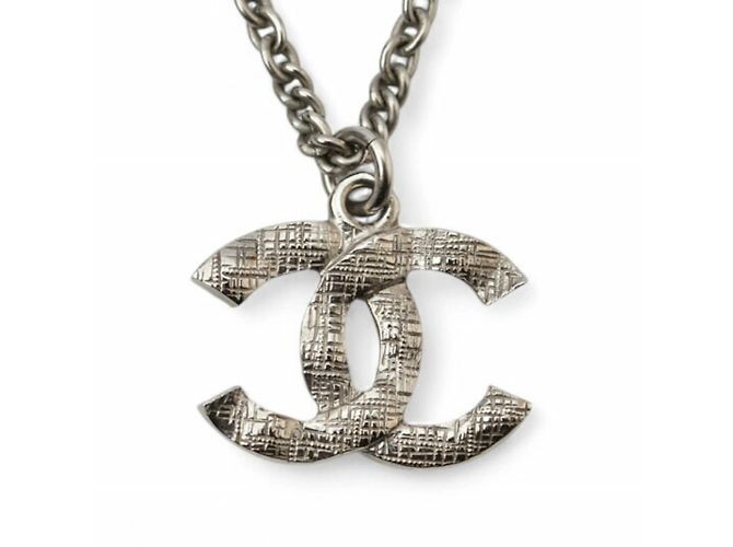 Collana in argento Chanel con pendente - vista 3